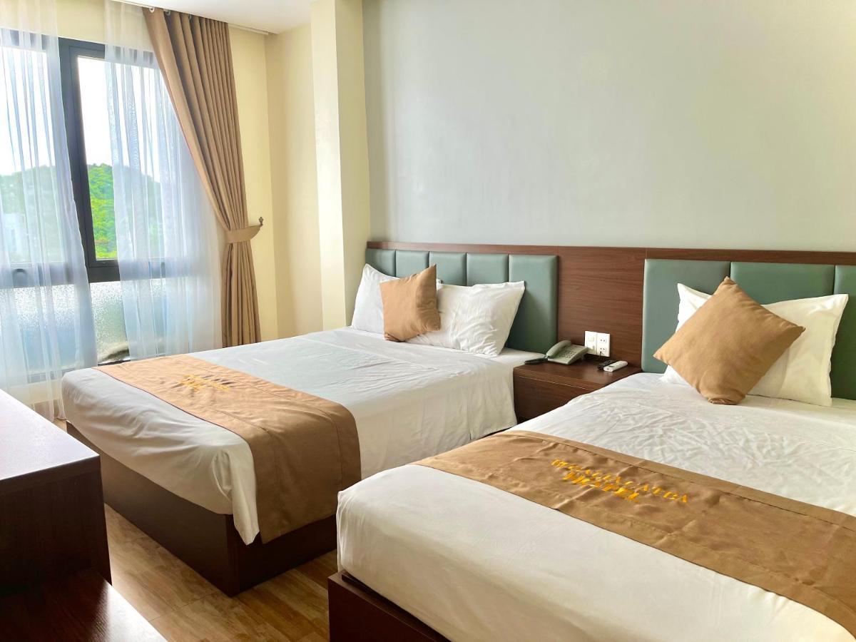 Cat Ba Rosalia Hotel Dong Khe Sau Extérieur photo